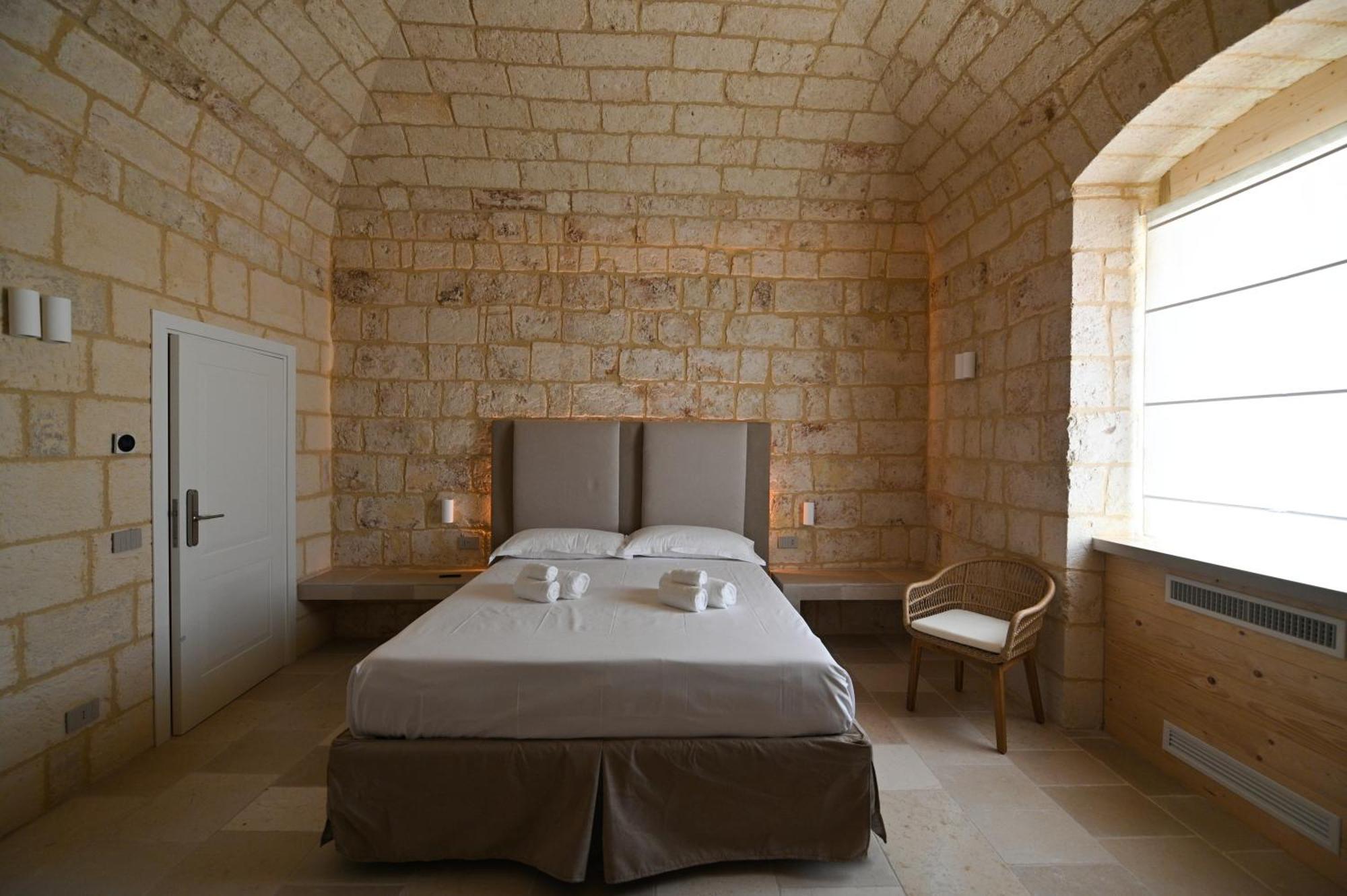 Bed and Breakfast Palazzo Momi Барі Екстер'єр фото