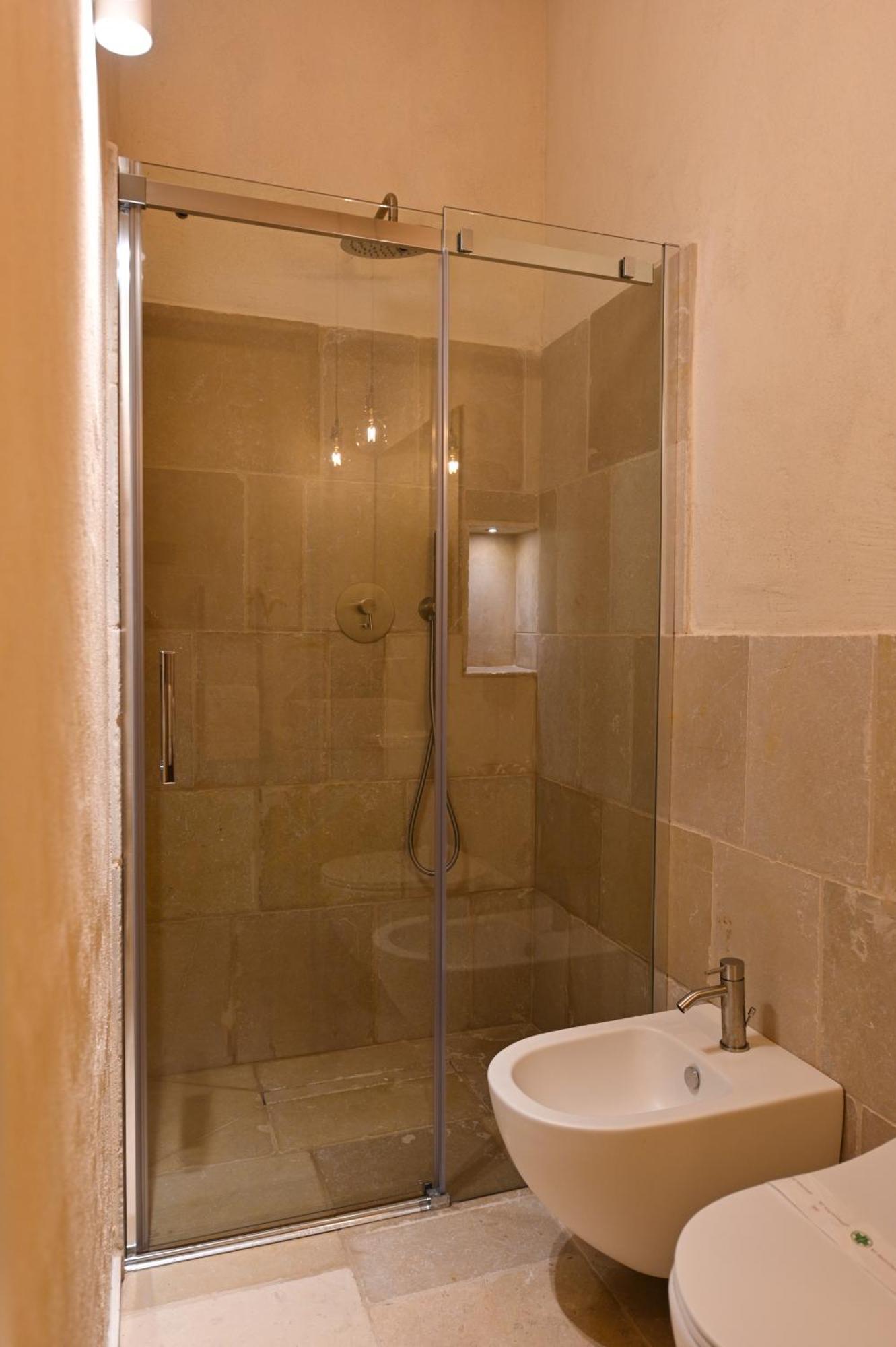 Bed and Breakfast Palazzo Momi Барі Екстер'єр фото