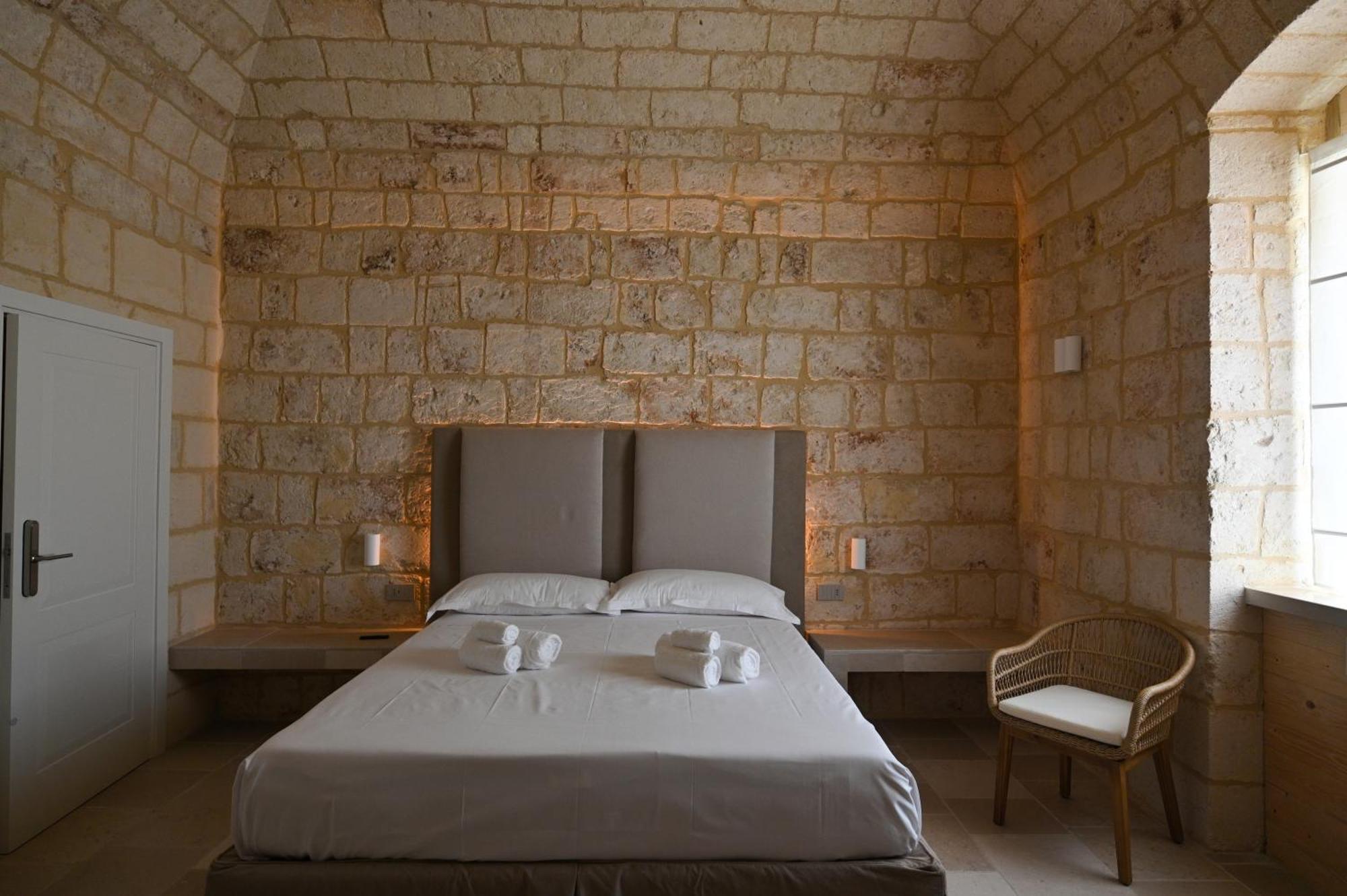 Bed and Breakfast Palazzo Momi Барі Екстер'єр фото