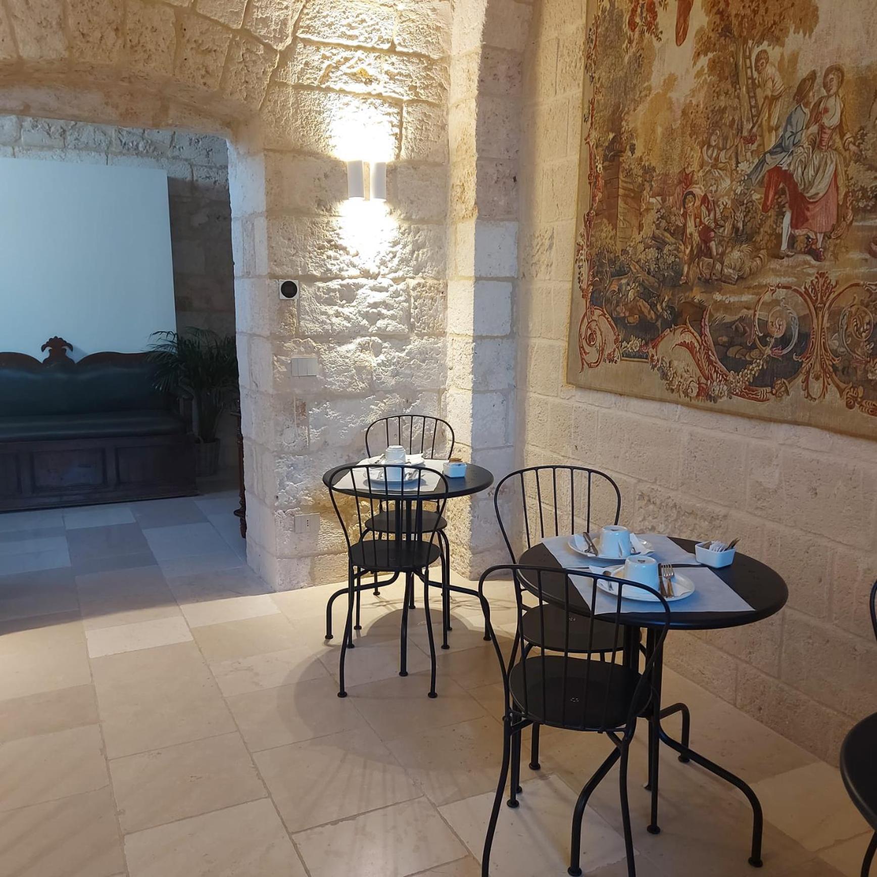 Bed and Breakfast Palazzo Momi Барі Екстер'єр фото